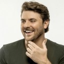 Chris Young is Comin’ Over to Number One By Himself