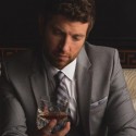 Brett Eldredge has Commitment Issues, But Only Right Now