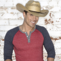 Dustin Lynch Scores a Number One with “Mind Reader”