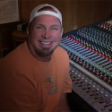Garth Brooks Takes Fans “Inside #StudioG” [VIDEO]