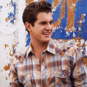 Jon Pardi Goes “Head Over Boots” for his First Number One