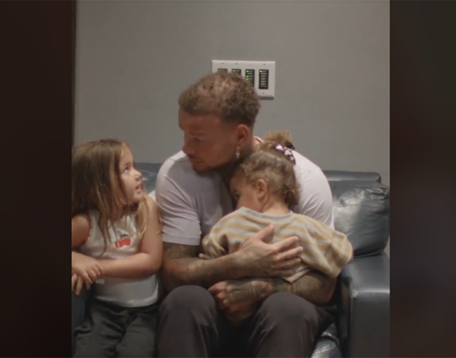 Kane Brown with his daughters Kingsley Rose and Kodi Jane (on his lap)